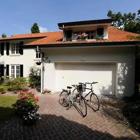 בית נופש Spacious In The Center Of